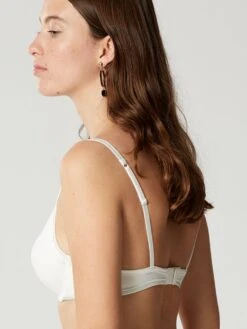 T-Shirt Schalen-BH NUAGE PUR Gemoldet Von Maison Lejaby -Marlies Dekkers Verkaufsgeschäft bh wei lilie 5535m nuage pur maison lejaby 1