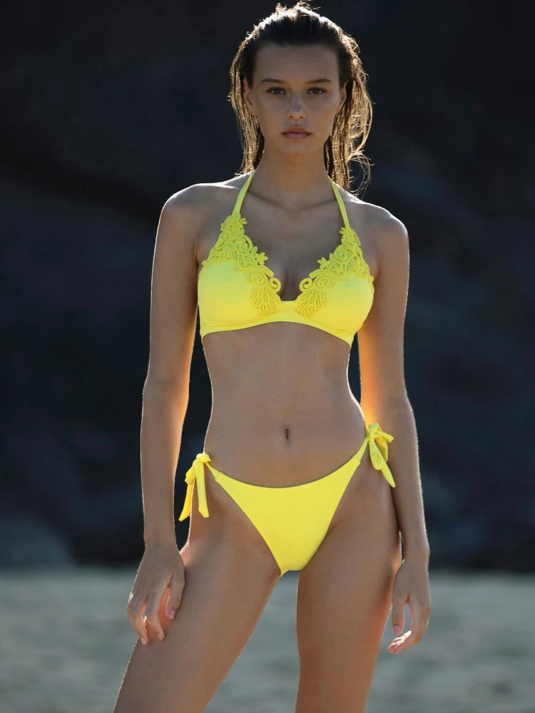 Triangel-Bikini MISI ONYX 61 Gelb Von Pain De Sucre 4 Triangel-Bikini MISI ONYX 61 Gelb Von Pain De Sucre – Bild 2