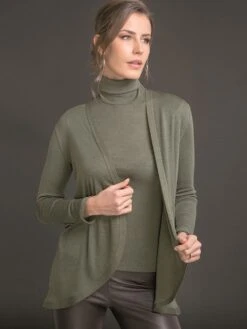 Merinowolle-Seide CARDIGAN Strickjacke Von Artimaglia -Marlies Dekkers Verkaufsgeschäft cardigan lungo wolle seide 28204 kaki artimaglia 1