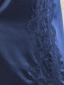 Seta Superior Stretchseide String ELETTO Von Cotton Club -Marlies Dekkers Verkaufsgeschäft farbfeld seide spitze dunkelblau seta superior cotton club 4
