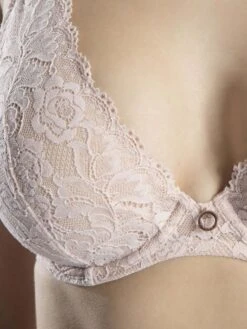 Komfort Triangel BH ROSESSENCE HK Spitze Von Aubade 22 Komfort Triangel BH ROSESSENCE HK Spitze Von Aubade -Marlies Dekkers Verkaufsgeschäft komfort triangel bh spitze hk12 02 nude rosessence aubade 3