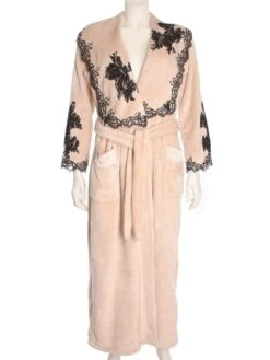 Warmer Hausmantel FREDA Lang Weich Marjolaine -Marlies Dekkers Verkaufsgeschäft marjolaine hausmantel freda fre2202 sand 1