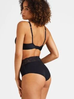 Hoher Slip SWEETESSENCE IK Laser Cut Von Aubade 15 Hoher Slip SWEETESSENCE IK Laser Cut Von Aubade -Marlies Dekkers Verkaufsgeschäft microfaser dessous ik24 noir 4 sweetessence aubade 1