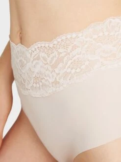 Hoher Slip SWEETESSENCE IK Laser Cut Von Aubade 18 Hoher Slip SWEETESSENCE IK Laser Cut Von Aubade -Marlies Dekkers Verkaufsgeschäft microfaser dessous ik24 skin 5 sweetessence aubade 7