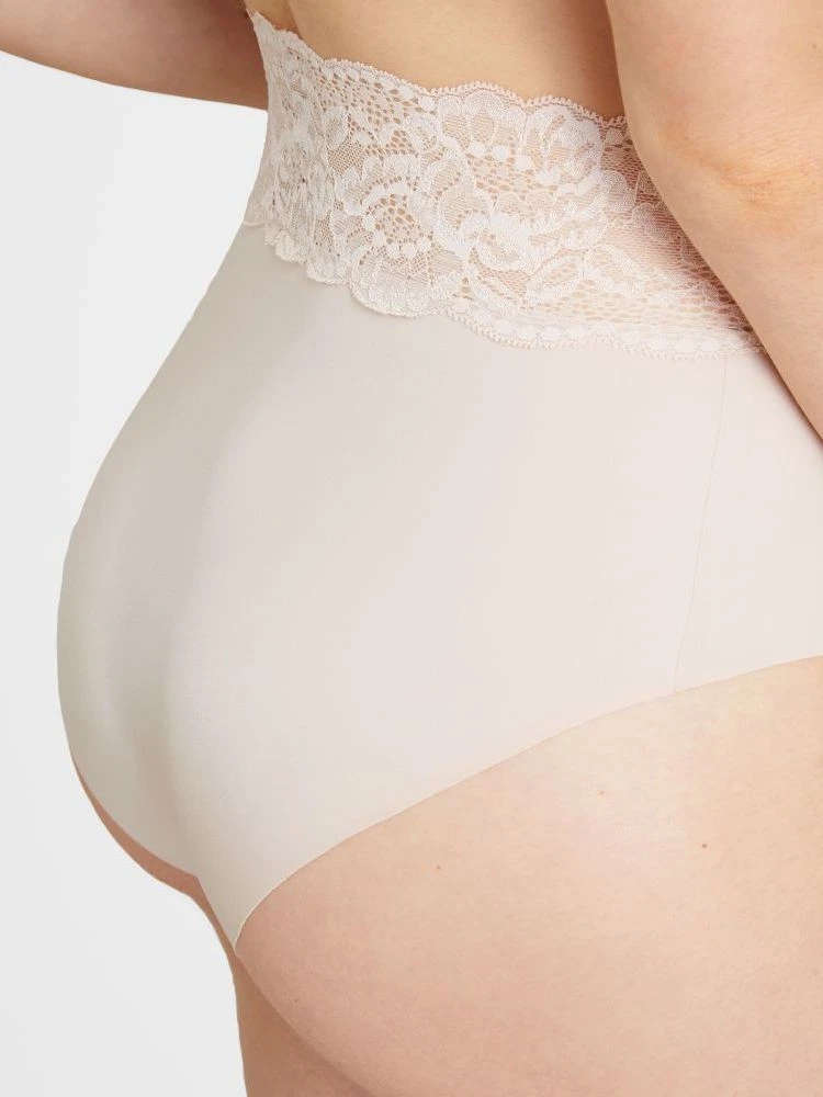 Hoher Slip SWEETESSENCE IK Laser Cut Von Aubade 10 Hoher Slip SWEETESSENCE IK Laser Cut Von Aubade – Bild 8