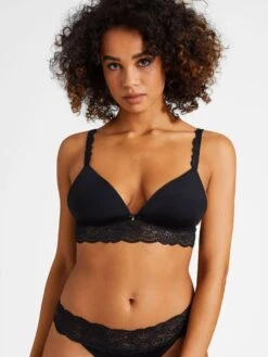 Triangel BH SWEETESSENCE IK Microfaser Mit Spitze Von Aubade 21 Triangel BH SWEETESSENCE IK Microfaser Mit Spitze Von Aubade -Marlies Dekkers Verkaufsgeschäft microfaser dessous ikc10 noir 3 sweetessence aubade 4