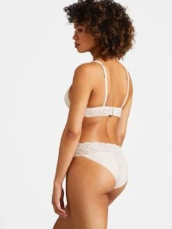 Triangel BH SWEETESSENCE IK Microfaser Mit Spitze Von Aubade 25 Triangel BH SWEETESSENCE IK Microfaser Mit Spitze Von Aubade -Marlies Dekkers Verkaufsgeschäft microfaser dessous ikc10 skin 4 sweetessence aubade 4