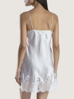 100% Seide Negligé SOIE D´AMOUR Von Aubade 32 100% Seide Negligé SOIE D´AMOUR Von Aubade -Marlies Dekkers Verkaufsgeschäft negligee seide silber ms40 soie d amour aubade 2