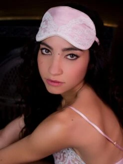 100% Seide Schlafmaske MARJOLIE No. 7 Marjolaine -Marlies Dekkers Verkaufsgeschäft schlafbrille seide rosenquarz marjolie 3mar0701 marjolaine 2 1 1