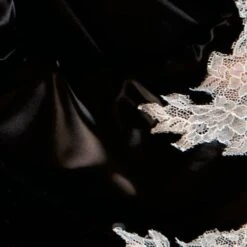 Seide Slip ONICE Von Cotton Club -Marlies Dekkers Verkaufsgeschäft seide schwarz champagner cotton club 2 1