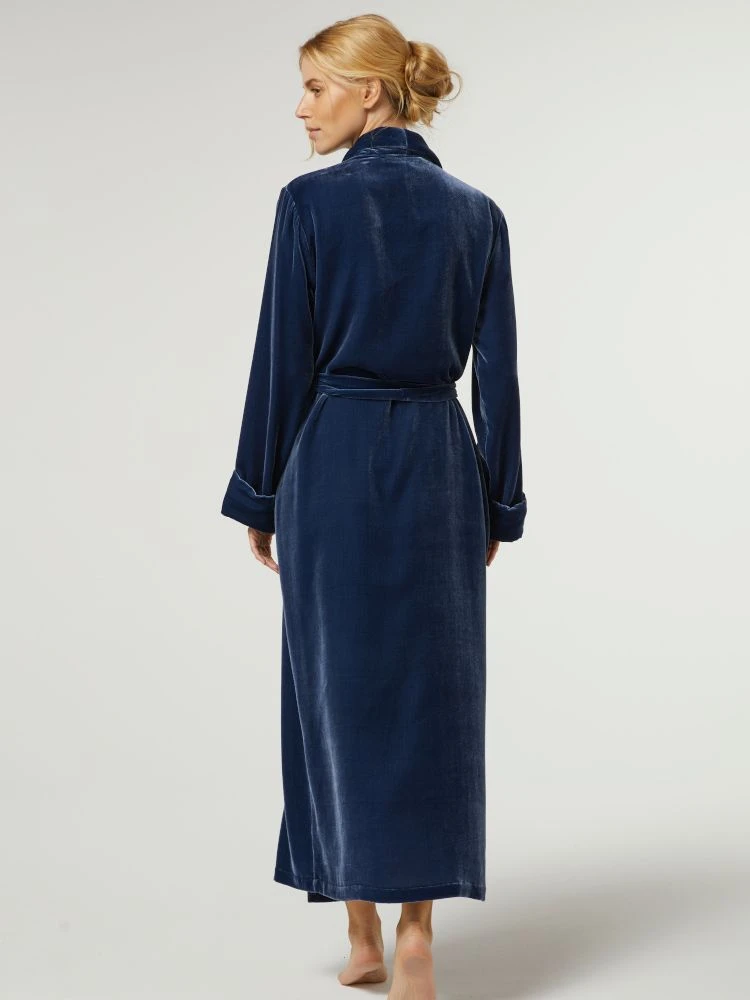 Seide-Viscose Samt Morgenmantel Lang DANIELA Elegant Von Vivis 11 Seide-Viscose Samt Morgenmantel Lang DANIELA Elegant Von Vivis – Bild 9