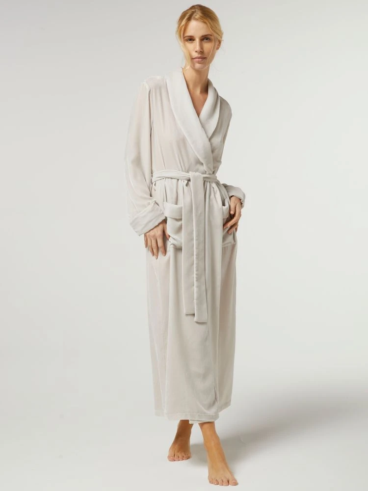 Seide-Viscose Samt Morgenmantel Lang DANIELA Elegant Von Vivis 9 Seide-Viscose Samt Morgenmantel Lang DANIELA Elegant Von Vivis – Bild 7