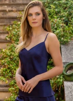 Seidentop 100% Seide ODON Satin Von Marjolaine -Marlies Dekkers Verkaufsgeschäft seidentop dunkelblau odon 0036 marjolaine 3 1 2 1