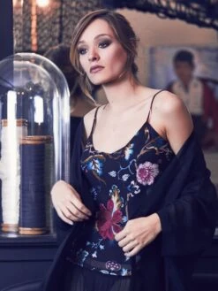 Seidentop 100% Seide FIDJI MOUSSELIN Uni Marjolaine 9 Seidentop 100% Seide FIDJI MOUSSELIN Uni Marjolaine -Marlies Dekkers Verkaufsgeschäft seidentop mousselin 2fid4001 blumendruck marjolaine 2