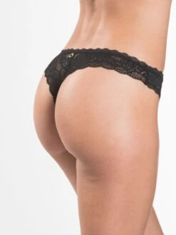 String ROSESSENCE HK Spitze Von Aubade -Marlies Dekkers Verkaufsgeschäft spitze dessous hk26 3 noir schwarz rosessence aubade 1 1 1