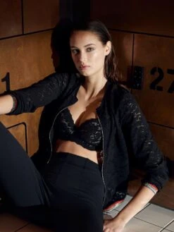 Jacke INAYA 80 Schwarz Aus Spitze Von Suggest -Marlies Dekkers Verkaufsgeschäft spitze jacke inaya schwarz pain de sucre suggest 3