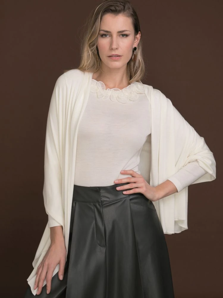 Merinowolle-Seide STOLA Schultertuch Von Artimaglia 5 Merinowolle-Seide STOLA Schultertuch Von Artimaglia – Bild 3