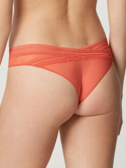 Tüllspitze String MISS LEJABY Von Maison Lejaby 26 Tüllspitze String MISS LEJABY Von Maison Lejaby -Marlies Dekkers Verkaufsgeschäft string mit spitze orange misslejaby chili maison lejaby 2 1
