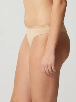 MAISON LEJABY String Tanga NUAGE PUR Extra Flach Von Maisonlejaby -Marlies Dekkers Verkaufsgeschäft tanga haut 5562 nuage pur maison lejaby 1