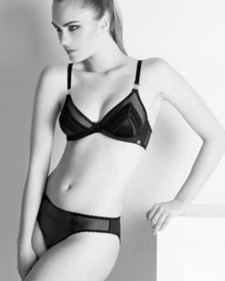 Triangel BH CLANDESTINE Aus Seide Von Millesia -Marlies Dekkers Verkaufsgeschäft triangel bh m6432 string m6488 cladestine millesia schwarz set 1 2