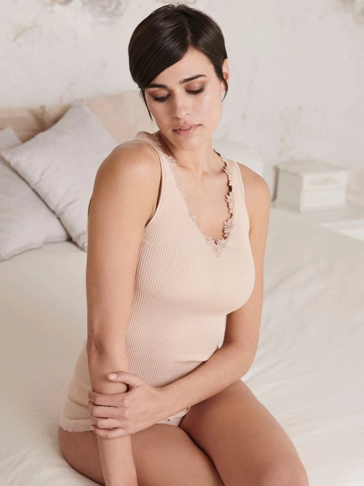 Merinowolle-Seide Unterhemd Gerippt Von Oscalito 4 Merinowolle-Seide Unterhemd Gerippt Von Oscalito – Bild 2