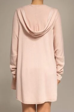 Wolle Kaschmir Kapuzen-Cardigan GRACE 96 Von Pain De Sucre Suggest -Marlies Dekkers Verkaufsgeschäft wolle kaschmir cardigan grace poudre pain de sucre suggest 2